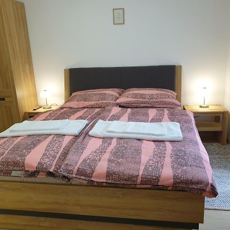 Apartmaji Pri Medvedu Studio Rudnica Бохінь Екстер'єр фото